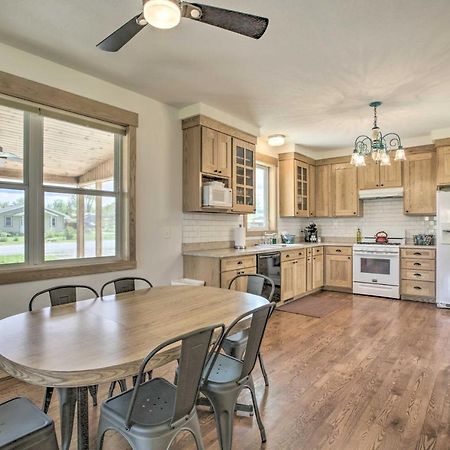 Idyllic Gem Screened Porch, Half Mi To River! Thermopolis Exterior photo